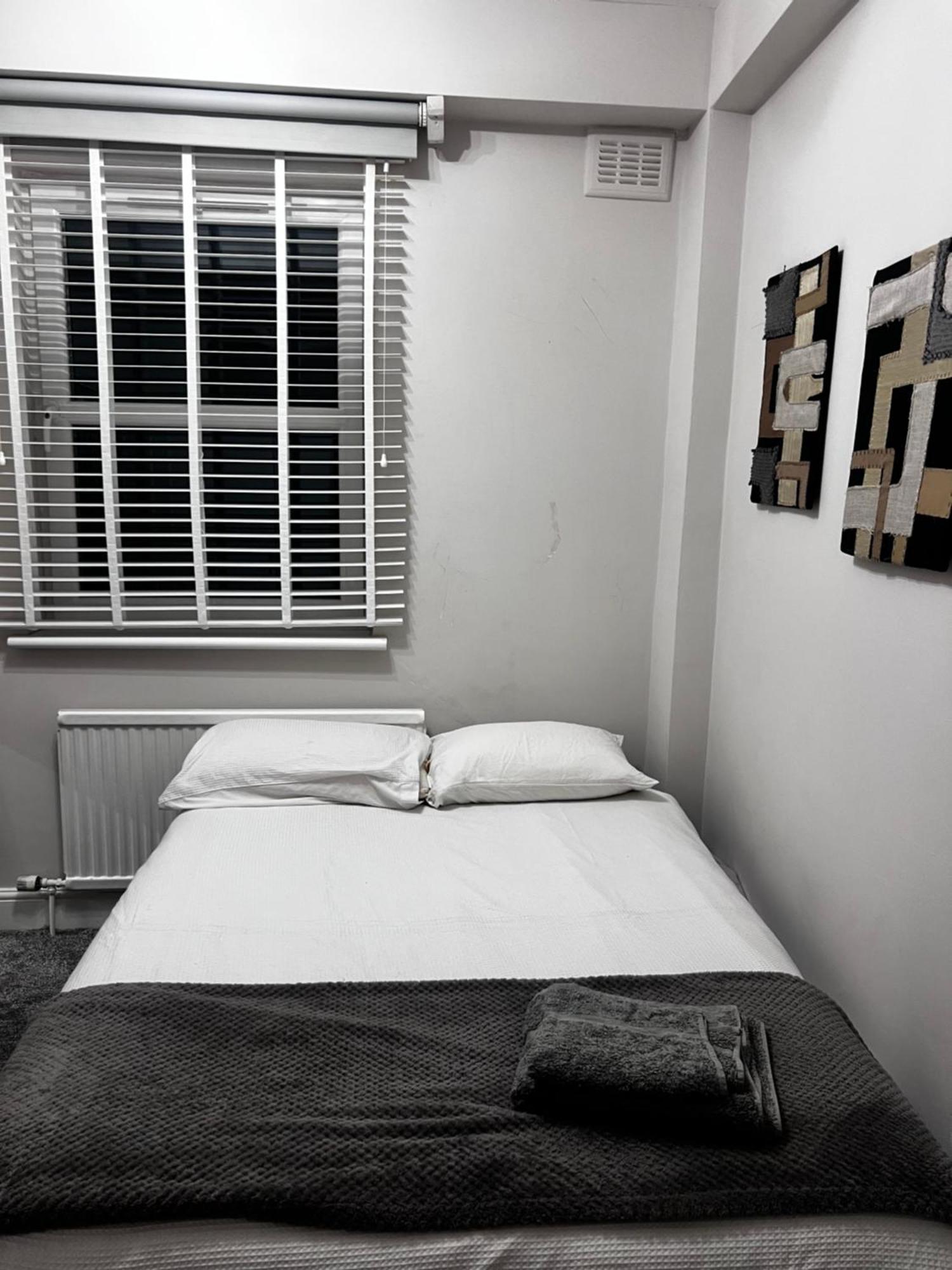 Bright And Modern Flat Near Portobello Road And The Canal 伦敦 外观 照片